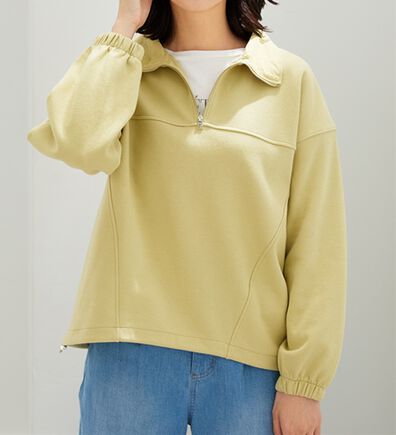 BELLUNA（ベルーナ）の「異素材使いハーフジッププルオーバー（カットソー）」