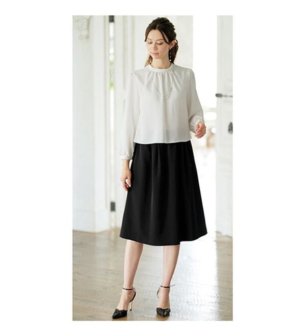 BELLUNA（ベルーナ）の「快適！ストレッチ素材ワンピースアンサンブル（ワンピースセットスーツ）」｜詳細画像