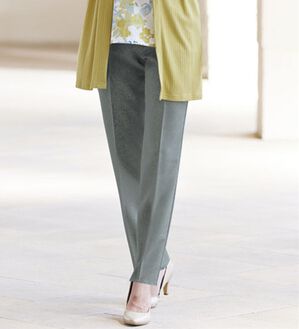 BELLUNA（ベルーナ）の「日本製裾ファスナーパンツ（フルレングスパンツ）」｜グレー