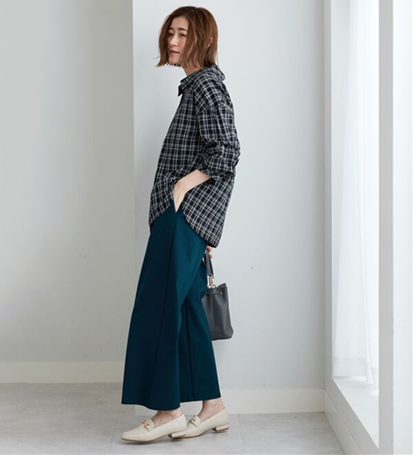 BELLUNA（ベルーナ）の「【新色追加】袖タックデザインスキッパーシャツ（シャツ）」｜詳細画像