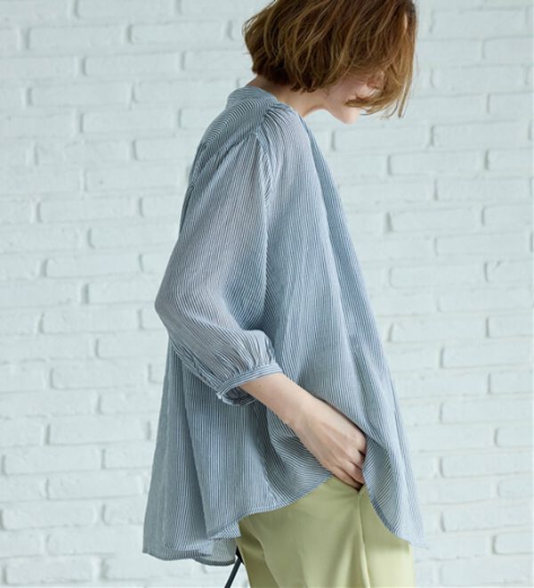 BELLUNA（ベルーナ）の「スラブ素材ギャザーデザインブラウス（ブラウス）」｜詳細画像
