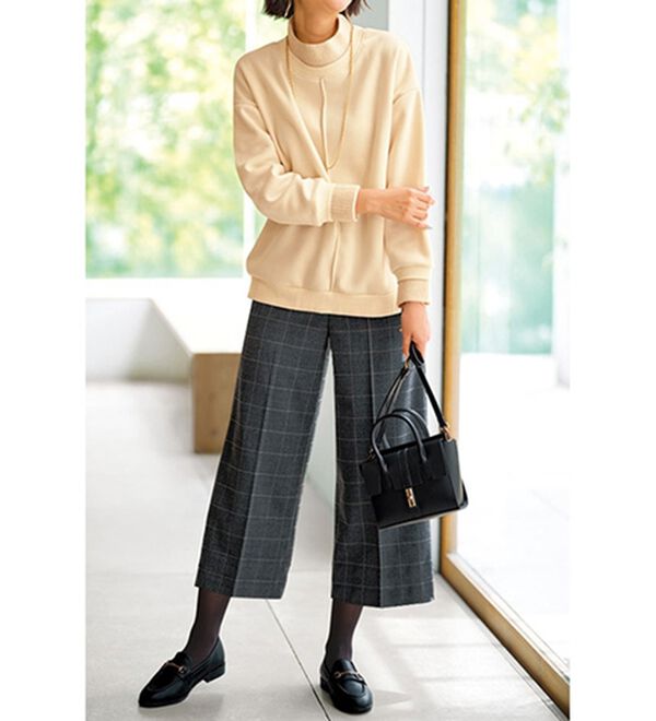 BELLUNA（ベルーナ）の「裏起毛素材リブニット切替プルオーバー（カットソー）」｜詳細画像