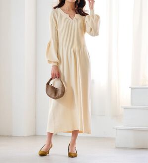 RANAN（ラナン）の「ボリューム袖ロングニットワンピース（ニットワンピース）」｜ベージュ