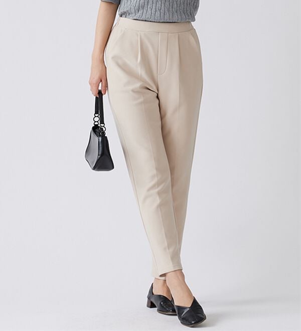 BELLUNA（ベルーナ）の「裏起毛ジョーゼット素材テーパードパンツ（テーパードパンツ）」｜詳細画像