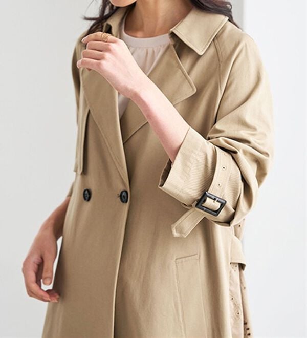 BELLUNA（ベルーナ）の「バックレースデザイン華やぎトレンチコート（ロングコート）」｜詳細画像