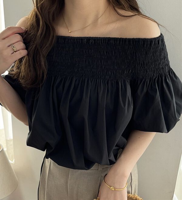 GeeRA（ジーラ）の「ドロストオフショルブラウス（ブラウス）」｜詳細画像