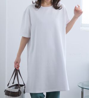 A HAPPY MARILYN（アハッピーマリリン）の「【Ｍ～８Ｌ】【接触冷感・吸水速乾】体型カバー五分袖チュニック（チュニック）」｜オフホワイト