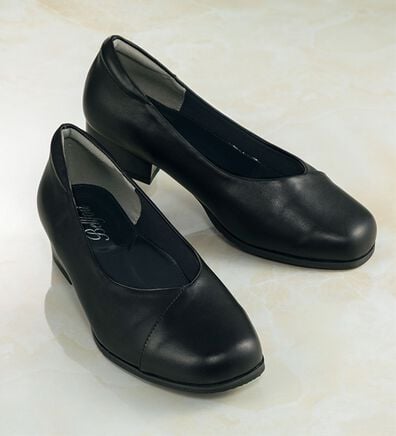 BELLUNA（ベルーナ）の「選べるワイズ切替牛革パンプス（パンプス）」