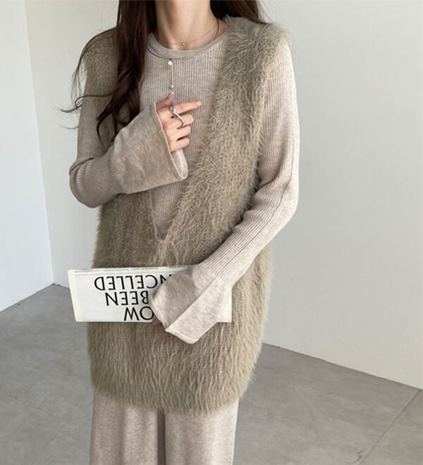 GeeRA（ジーラ）の「リブニットワンピース&times;シャギーベストセット（ニットワンピース）」｜詳細画像