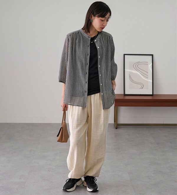 BELLUNA（ベルーナ）の「綿麻ダブルガーゼポッケギャザーパンツ（フルレングスパンツ）」｜詳細画像