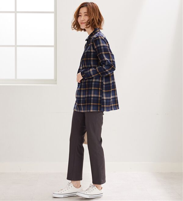 BELLUNA（ベルーナ）の「【ふわふわ裏ファー】パチパチしにくい裏ファーオーバーブラウス（ブラウス）」｜詳細画像