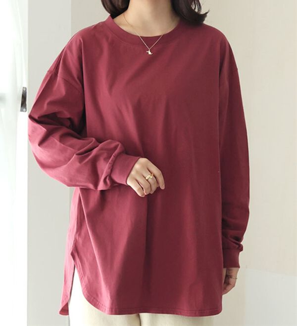 A HAPPY MARILYN（アハッピーマリリン）の「【大きいサイズ】【Ｌ～８Ｌ】綿１００％裾魅せラウンドヘムＴシャツ（Tシャツ）」｜ボルドー