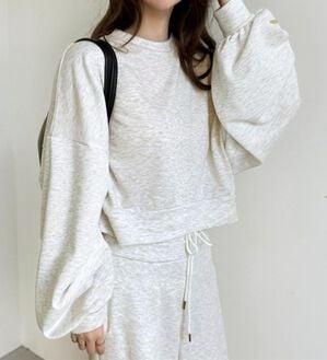 GeeRA（ジーラ）の「ボリュームスリーブ裏毛ショートスウェット（トレーナー・スウェット）」｜詳細画像