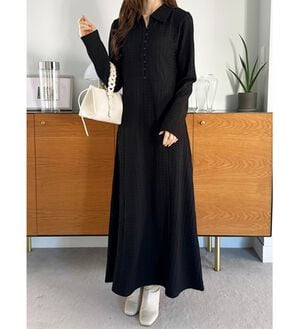 GeeRA（ジーラ）の「ポロ衿表面感素材マーメイドワンピース（カットソーワンピース）」｜ブラック