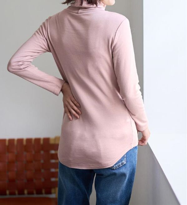 LAVIENNE（ラヴィエンヌ）の「【医師オススメ】綿１００％吸湿発熱あったかインナー　タートルネックインナー長袖（肌着・インナーウェア）」｜詳細画像