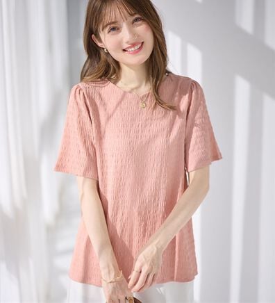 alotta（アロッタ）の「ぽこぽこ映え！フレア袖トップス（カットソー）」