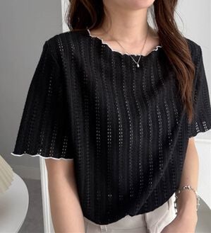 RANAN（ラナン）の「インせず着られる！透かし柄メロー配色Ｔシャツ（カットソー）」｜ブラック