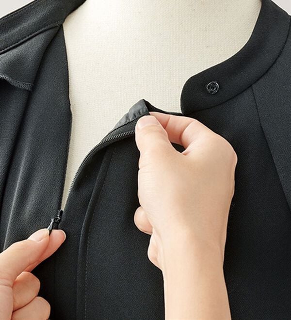 BELLUNA（ベルーナ）の「洗える！ゆったりフォーマルワンピース（ブラックフォーマル（喪服・礼服））」｜詳細画像