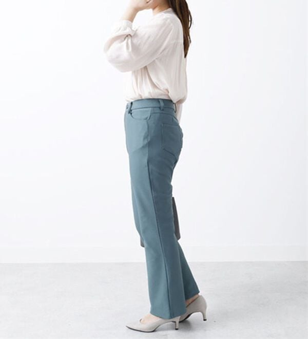 BELLUNA（ベルーナ）の「ハイテンション美脚ブーツカットパンツ（フルレングスパンツ）」｜詳細画像