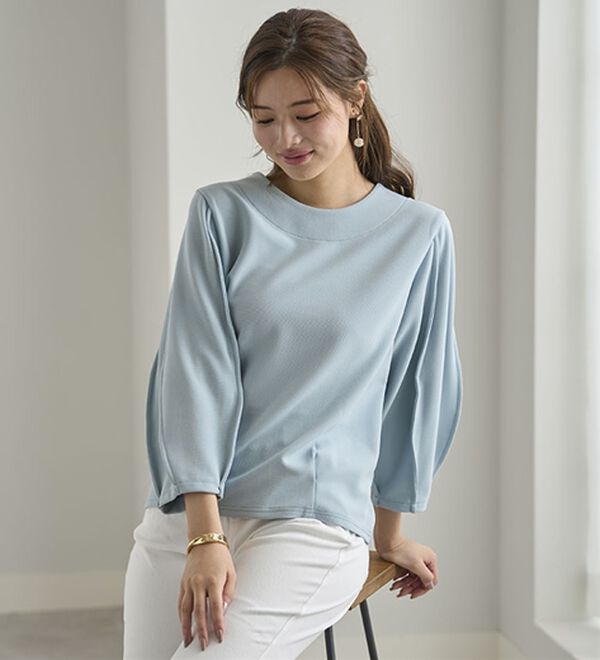 BELLUNA（ベルーナ）の「袖ボリュームタックプルオーバー（カットソー）」｜詳細画像