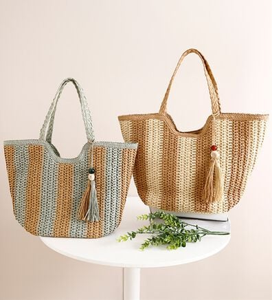 BELLUNA（ベルーナ）の「ストーンタッセル付雑材トート（トートバッグ）」