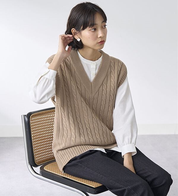 BELLUNA（ベルーナ）の「ニットベストアンサンブル（ベスト）」｜詳細画像