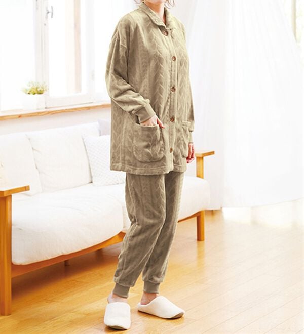 LAVIENNE（ラヴィエンヌ）の「ケーブルフリースジャケットパジャマ（パジャマ・ルームウェア）」｜詳細画像