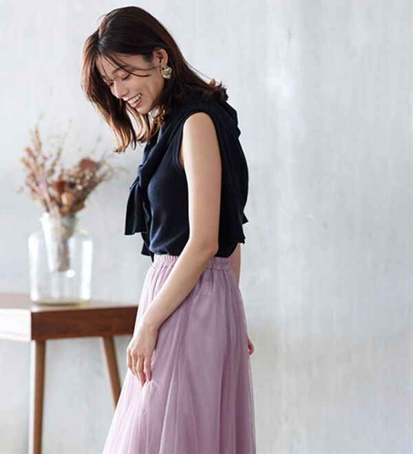 Pierrot（ピエロ）の「【洗濯機で洗える】ＯＮ／ＯＦＦシルクタッチノースリーブニット（ニット・セーター）」｜詳細画像