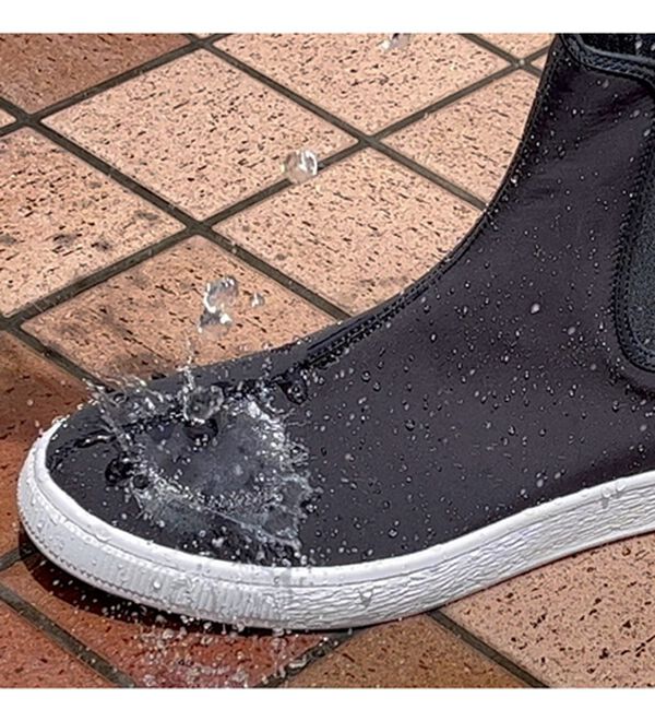 BELLUNA（ベルーナ）の「水たまりに入りたくなる大人レインシューズ＜べるーにゃ・ふなっしー＞（レインシューズ）」｜詳細画像