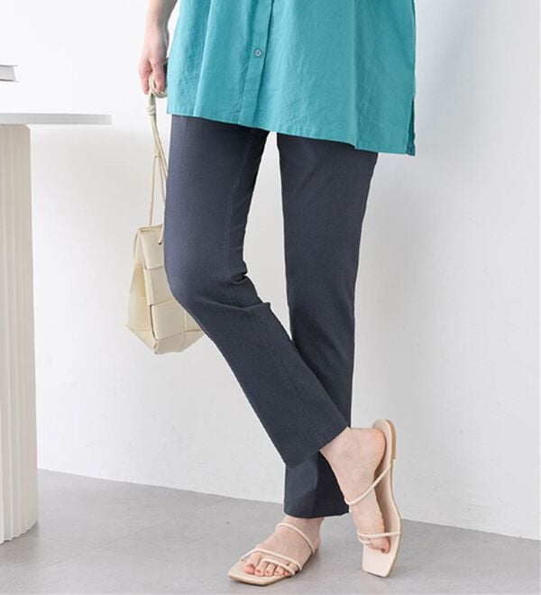 Viola e Viola（ヴィオラ エ ヴィオラ）の「すっきり楽ちんチュニックパンツ（フルレングスパンツ）」｜デニム調ネイビー