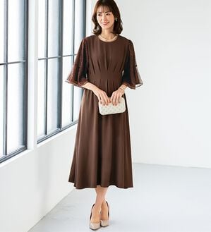 BELLUNA（ベルーナ）の「袖レースフォーマルワンピース（その他ワンピース）」｜詳細画像