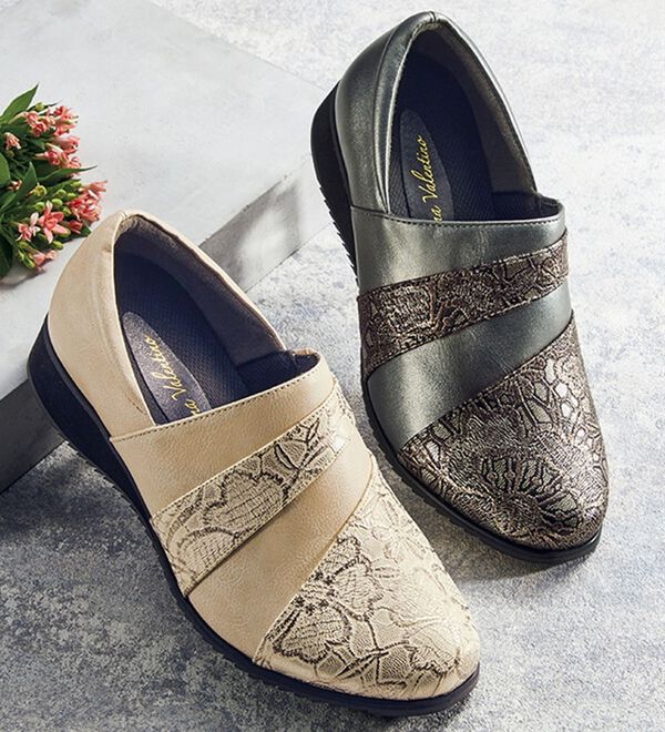 ルフラン（ルフラン）の「ほっそり見え！５Ｅ花柄型押しスリッポン（スリッポン）」｜詳細画像