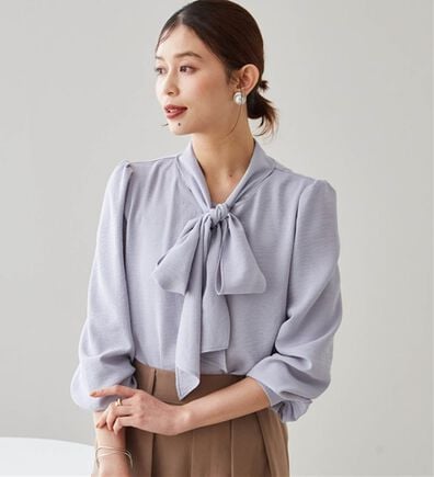 RANAN（ラナン）の「【UV・イージーケア機能付】ボウタイリボンブラウス（ブラウス）」