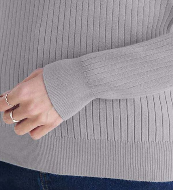 Pierrot（ピエロ）の「【洗濯機で洗える】ネックが選べるシルクタッチリブニット（ニット・セーター）」｜詳細画像