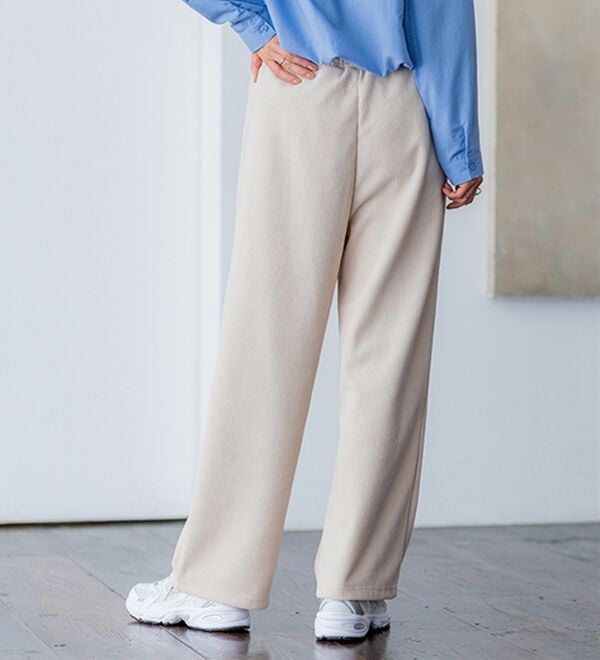 BELLUNA（ベルーナ）の「なめらかコーデュロイワイドパンツ（ワイドパンツ・ガウチョ）」｜詳細画像
