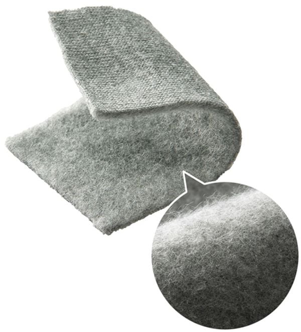 「＜リーボック＞ジップアップデザイントレーナー（メンズトレーナー）」｜詳細画像