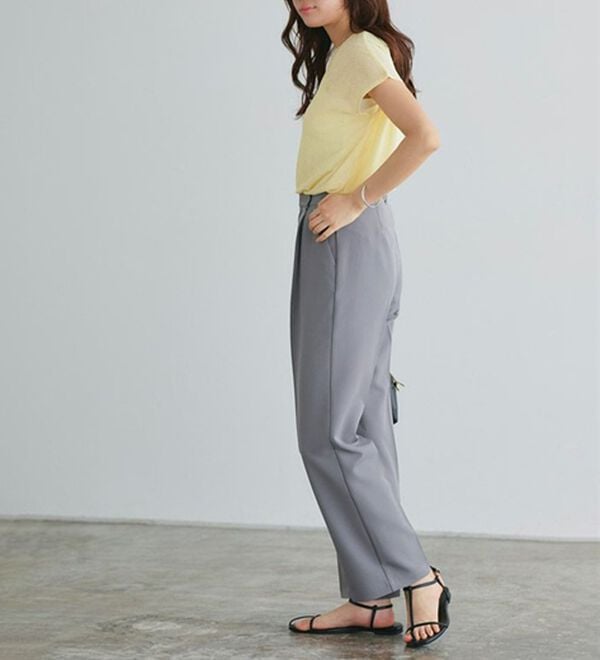 Pierrot（ピエロ）の「スタイルアップセンタープレスパンツ（フルレングスパンツ）」｜詳細画像