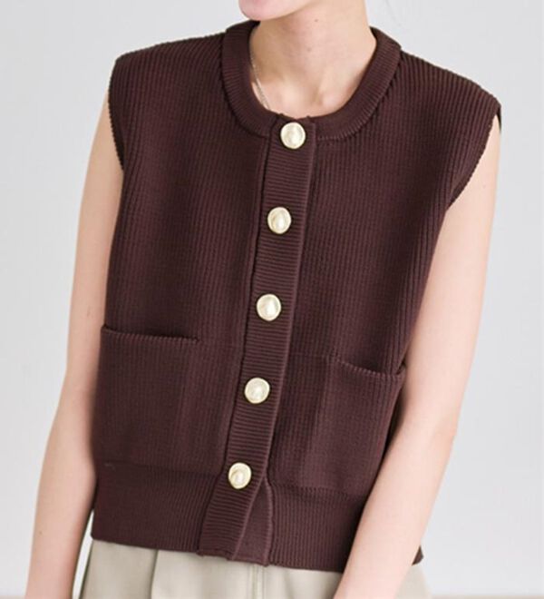 RANAN（ラナン）の「ニュアンスボタンニットベスト（ベスト）」｜詳細画像