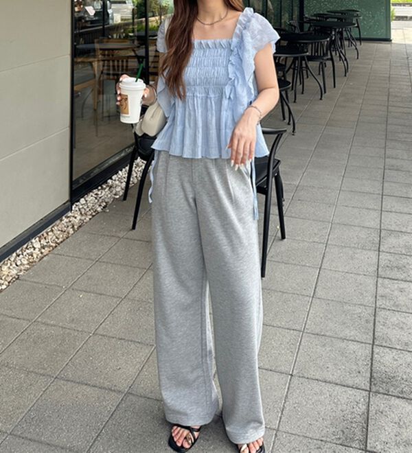 GeeRA（ジーラ）の「フリルシャーリングブラウス（ブラウス）」｜詳細画像