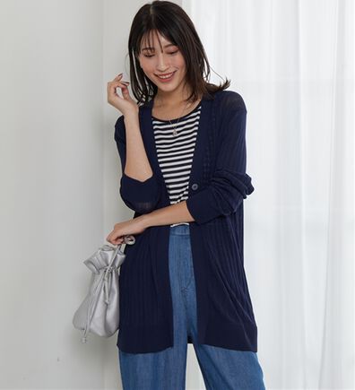 BELLUNA（ベルーナ）の「【店舗・ネット限定】リブ使いボタンデザインカーディガン（ニットカーディガン）」