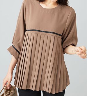 BELLUNA（ベルーナ）の「【Ｌａｇｒｉｌｕａ】配色ライン使いタックデザインブラウス（ブラウス）」｜モカ系