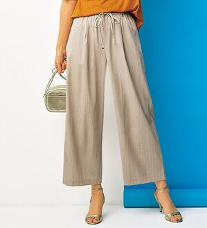 BELLUNA（ベルーナ）の「サラリ快適！ビンテージ調ワイドパンツ（ワイドパンツ・ガウチョ）」｜グレージュ