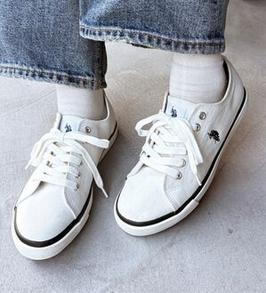 GeeRA（ジーラ）の「【ＵＳ．ＰＯＬＯ．ＡＳＳＮ】レースアップスニーカー（スニーカー）」｜ホワイト