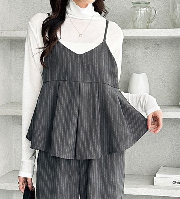 GeeRA（ジーラ）の「セットアップ風プリーツビスチェキャミサロペ（オールインワン）」｜詳細画像