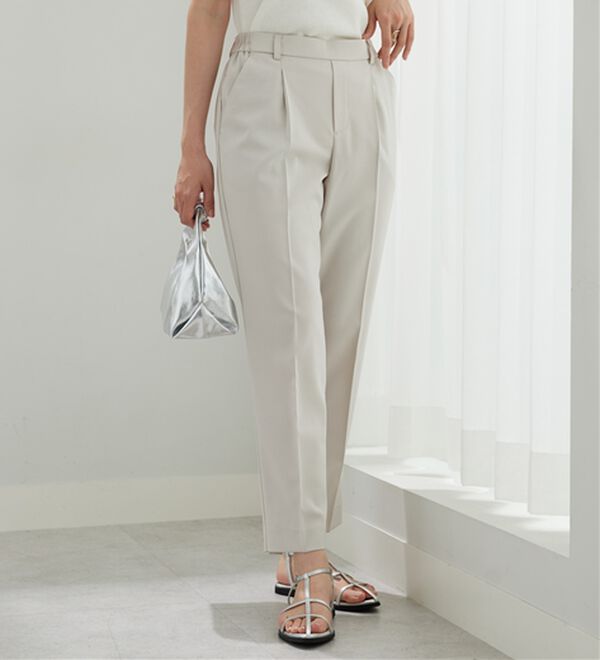 BELLUNA（ベルーナ）の「【選べる2丈】メランジストレッチ素材テーパードパンツ（テーパードパンツ）」｜アイボリー