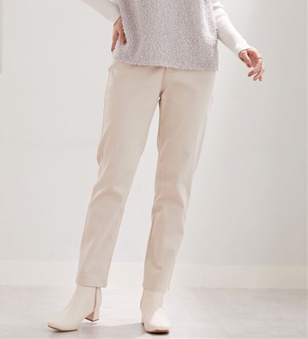 BELLUNA（ベルーナ）の「サラリ快適！蓄熱綿サテンストレッチカラーパンツ（フルレングスパンツ）」｜詳細画像