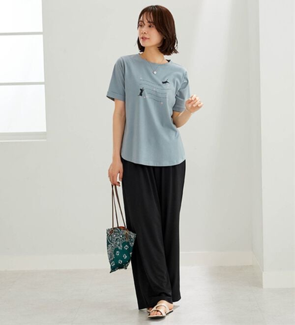 BELLUNA（ベルーナ）の「綿１００％着映えネコ柄プリントＴシャツ（Tシャツ）」｜詳細画像