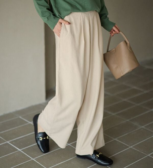 Viola e Viola（ヴィオラ エ ヴィオラ）の「あったか裏地コーデュロイパンツ（ワイドパンツ・ガウチョ）」｜詳細画像