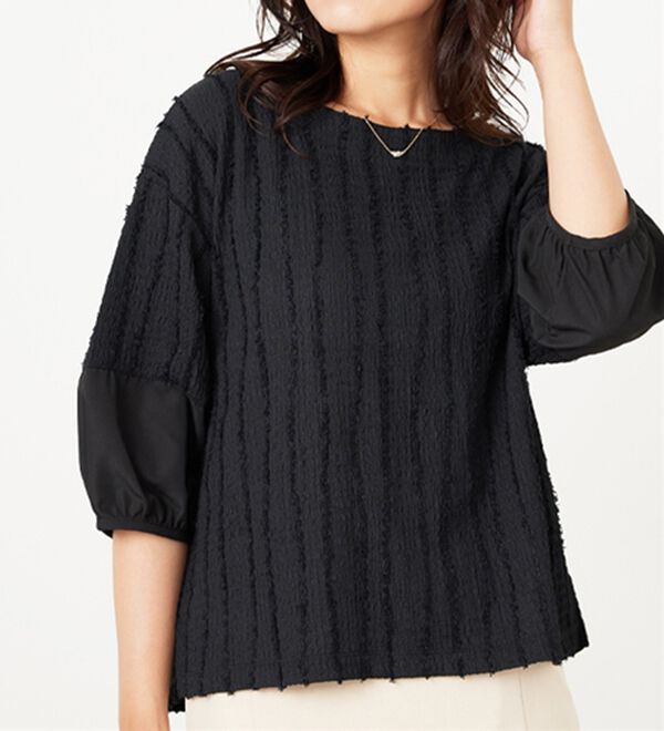 BELLUNA（ベルーナ）の「楊柳ストライプ刺しゅうブラウス（カットソー）」｜詳細画像