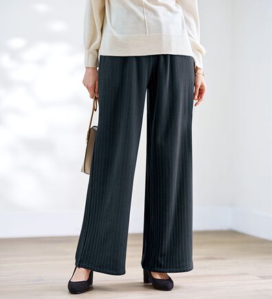 BELLUNA（ベルーナ）の「まるではく毛布！静電防止付裏ファーワイドパンツ（フルレングスパンツ）」